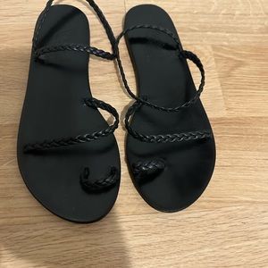 Beek lorikeet sandals